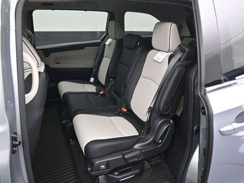 New 2026 Honda Odyssey Elite image 10
