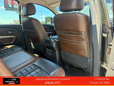 Used 2016 Nissan Titan Platinum Reserve image 32