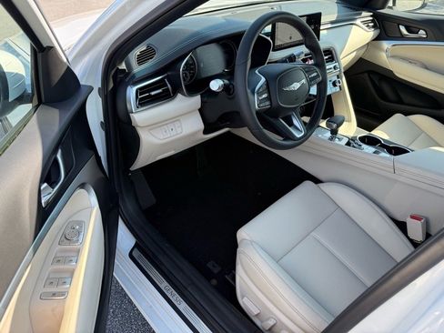 New 2026 Genesis G70 2.5T image 9