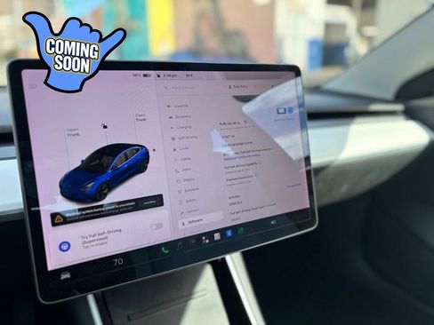 Used 2019 Tesla Model 3 Standard Range RWD image 19