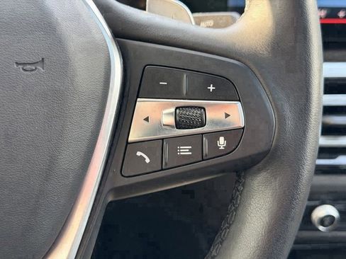 Used 2023 BMW 330i xDrive Sedan w/ Premium Package image 22