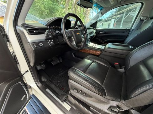 Used 2015 Chevrolet Tahoe LTZ RWD image 5