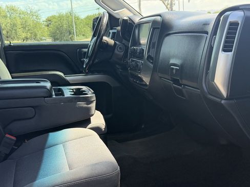 Used 2018 Chevrolet Silverado 1500 LT w/ All Star Edition RWD image 8