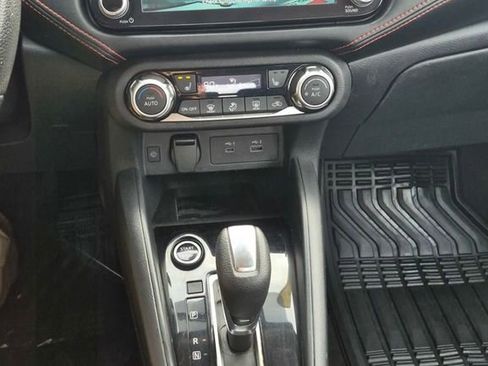 Used 2023 Nissan Versa SR w/ Trunk Package image 17