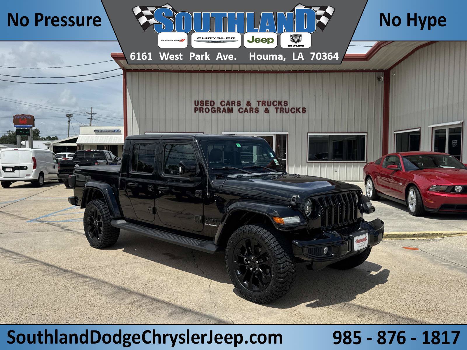 Used 2023 Jeep Gladiator Overland AWD/4WD image 1