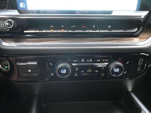 Used 2024 Chevrolet Silverado 1500 RST w/ Convenience Package II AWD/4WD image 19