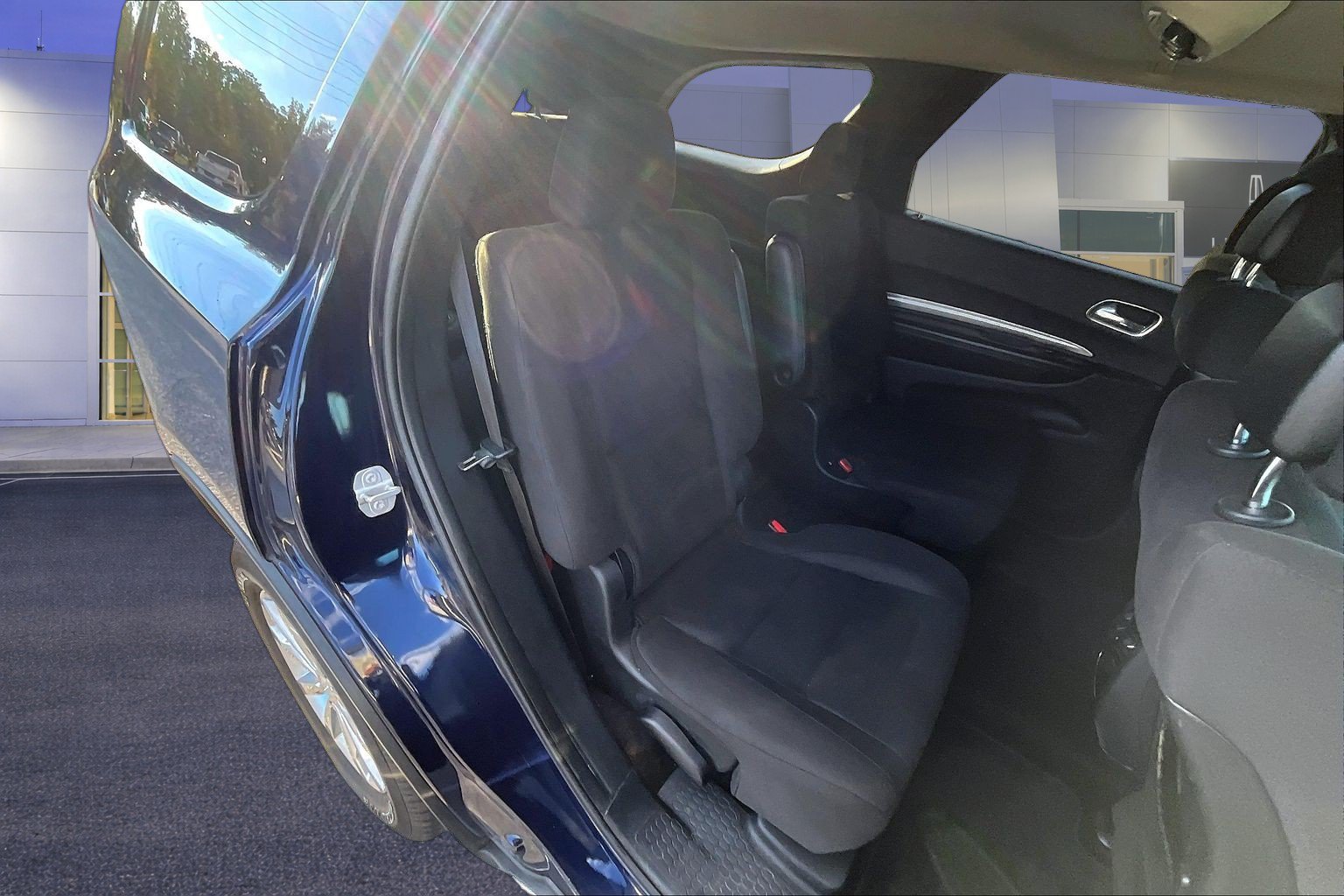 Used 2017 Dodge Durango SXT w/ Quick Order Package 23B AWD/4WD image 25