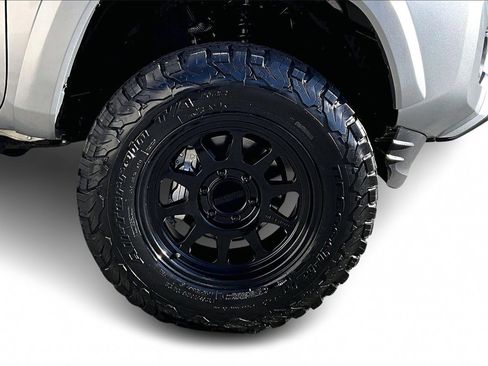 Used 2023 Toyota Tacoma SR5 image 31