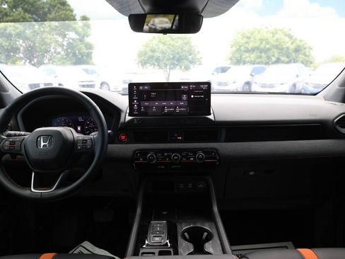 Used 2026 Honda Passport TrailSport image 14