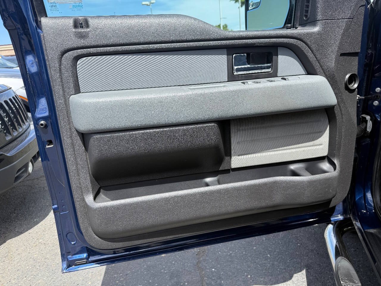 Used 2012 Ford F150 XLT w/ XLT Convenience Pkg RWD image 9