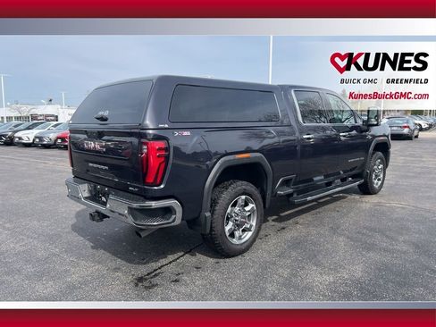 Used 2025 GMC Sierra 2500 SLT w/ SLT Premium Package image 5