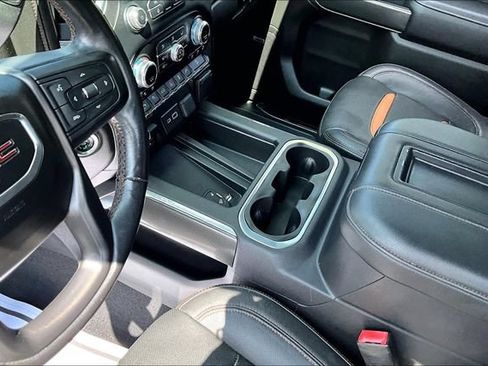 Used 2019 GMC Sierra 1500 AT4 w/ AT4 Premium Package AWD/4WD image 17