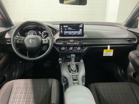 Certified 2026 Honda HR-V Sport image 6