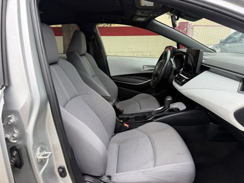 Used 2024 Toyota Corolla SE w/ SE Premium Package FWD image 29