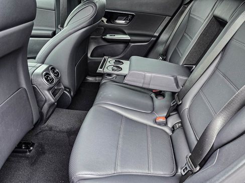 New 2025 Mercedes-Benz GLC 350e 4MATIC image 27