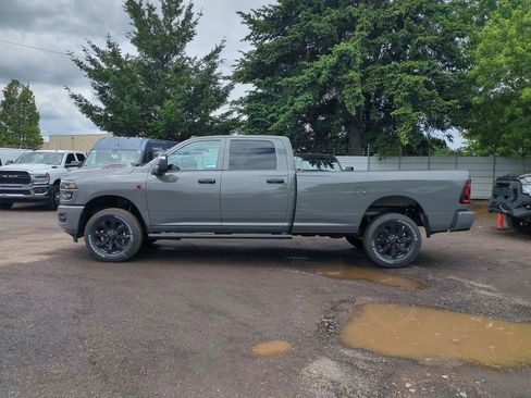 New 2026 RAM 2500 Tradesman AWD/4WD image 4
