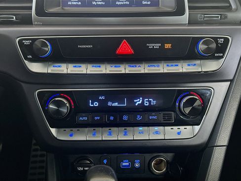 Used 2019 Hyundai Sonata Sport image 23