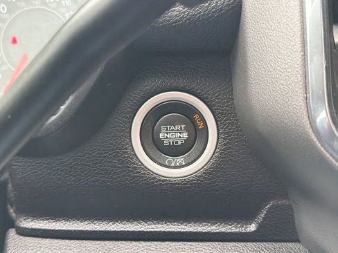 Used 2022 RAM 3500 Laramie image 20