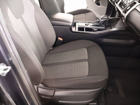 Used 2023 Kia Sorento LX image 13