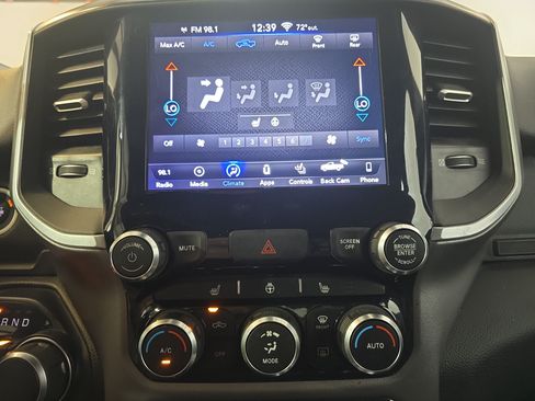 Used 2019 RAM 1500 Big Horn AWD/4WD image 21