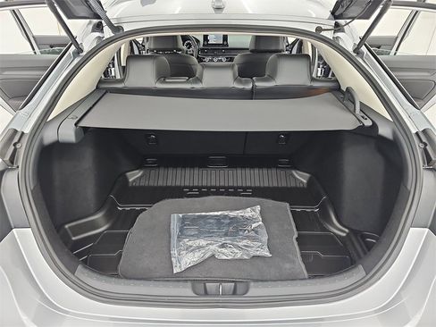 Used 2023 Honda Civic EX-L image 14