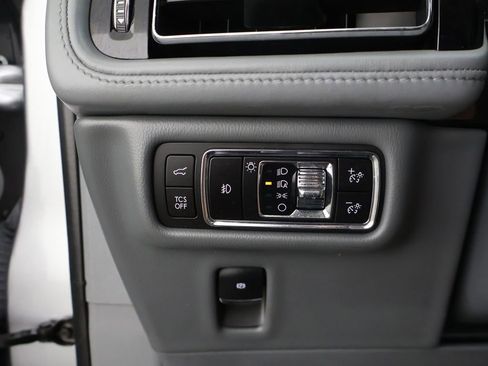 Used 2023 Lincoln Nautilus Reserve w/ Equipment Group 202A AWD/4WD image 41