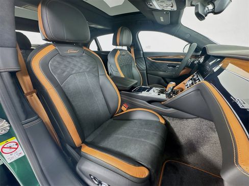 New 2025 Bentley Flying Spur Plug-In Hybrid image 27
