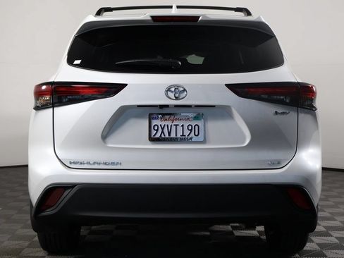 Used 2026 Toyota Highlander XLE AWD/4WD image 5