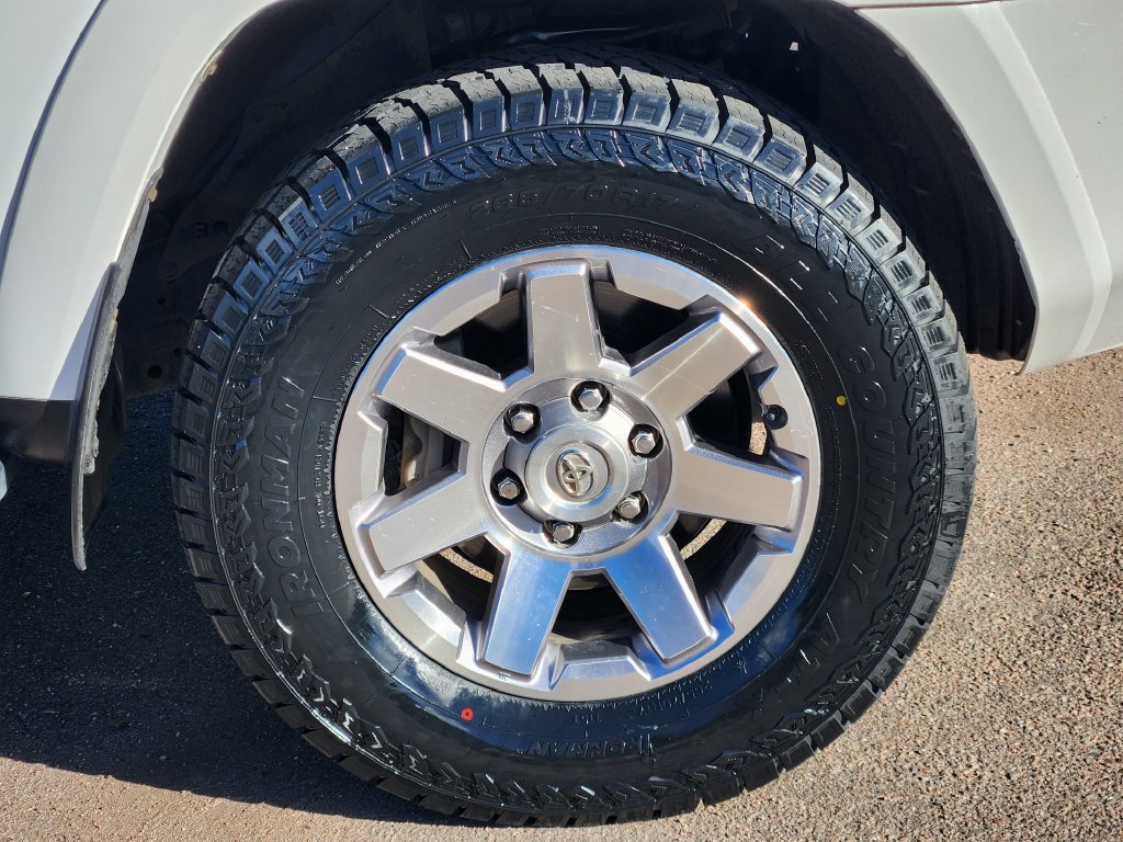 Used 2016 Toyota 4Runner Trail Premium AWD/4WD image 30
