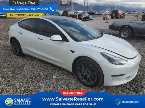 Used 2021 Tesla Model 3 Standard Range Plus RWD image 5