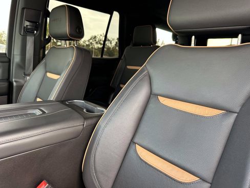 Used 2023 GMC Yukon AT4 w/ AT4 Premium Package image 22