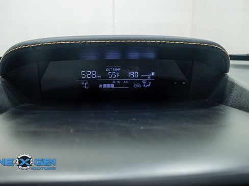Used 2023 Subaru Crosstrek 2.5i Sport AWD/4WD image 17