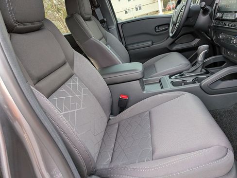 New 2026 Nissan Frontier SV w/ Tow Package image 31