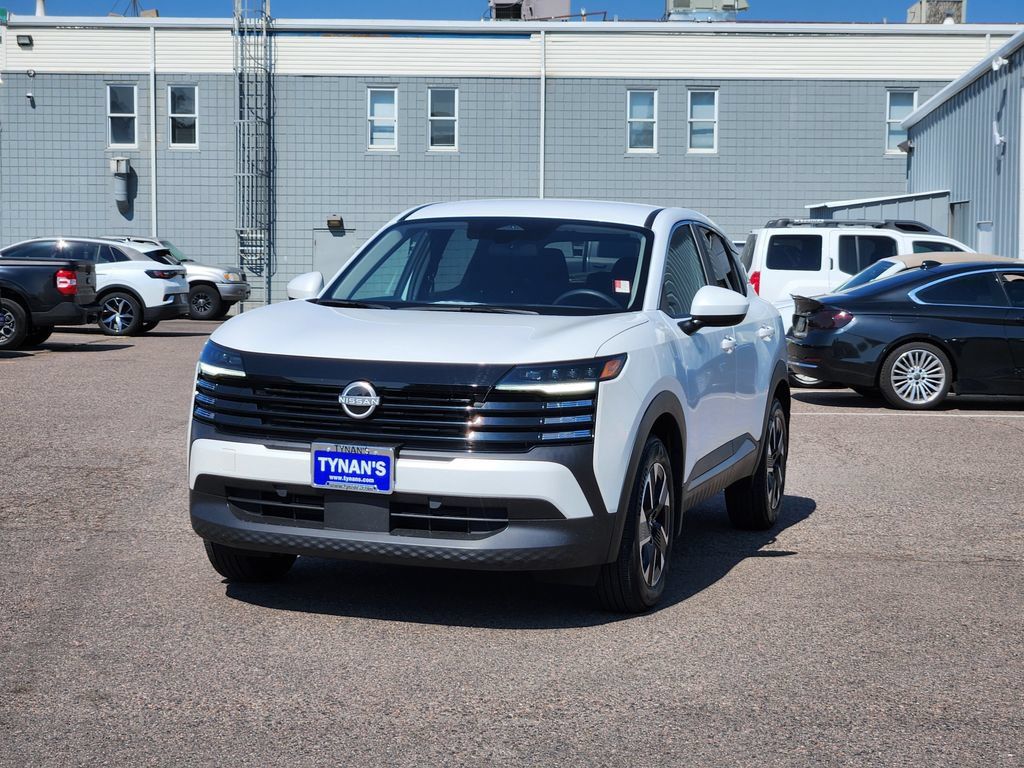 Certified 2025 Nissan Kicks SV AWD/4WD image 3