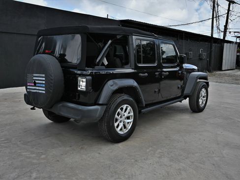 Used 2023 Jeep Wrangler Unlimited Sport AWD/4WD image 5