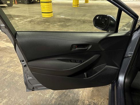 Used 2023 Toyota Corolla LE FWD image 28