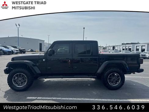 Used 2021 Jeep Gladiator Sport AWD/4WD image 3