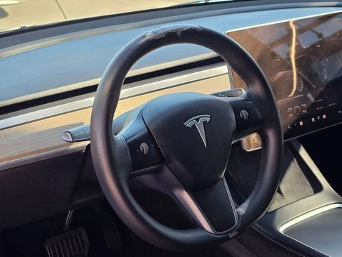 Used 2022 Tesla Model 3 image 21