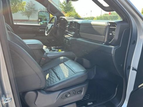 Used 2025 Chevrolet Silverado 2500 ZR2 w/ ZR2 Bison Edition AWD/4WD image 28