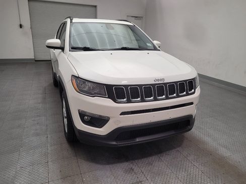 Used 2021 Jeep Compass Latitude w/ Sun and Sound Group AWD/4WD image 14