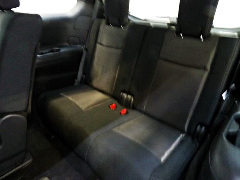 Used 2020 Nissan Pathfinder S AWD/4WD image 11