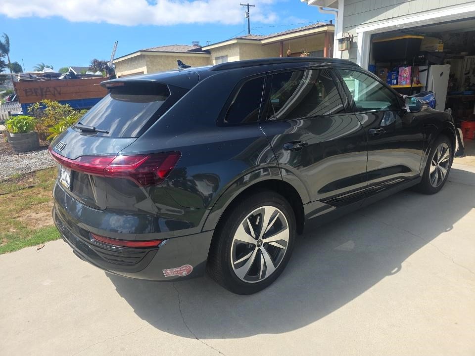Used 2024 Audi Q8 e-tron Premium AWD/4WD image 4
