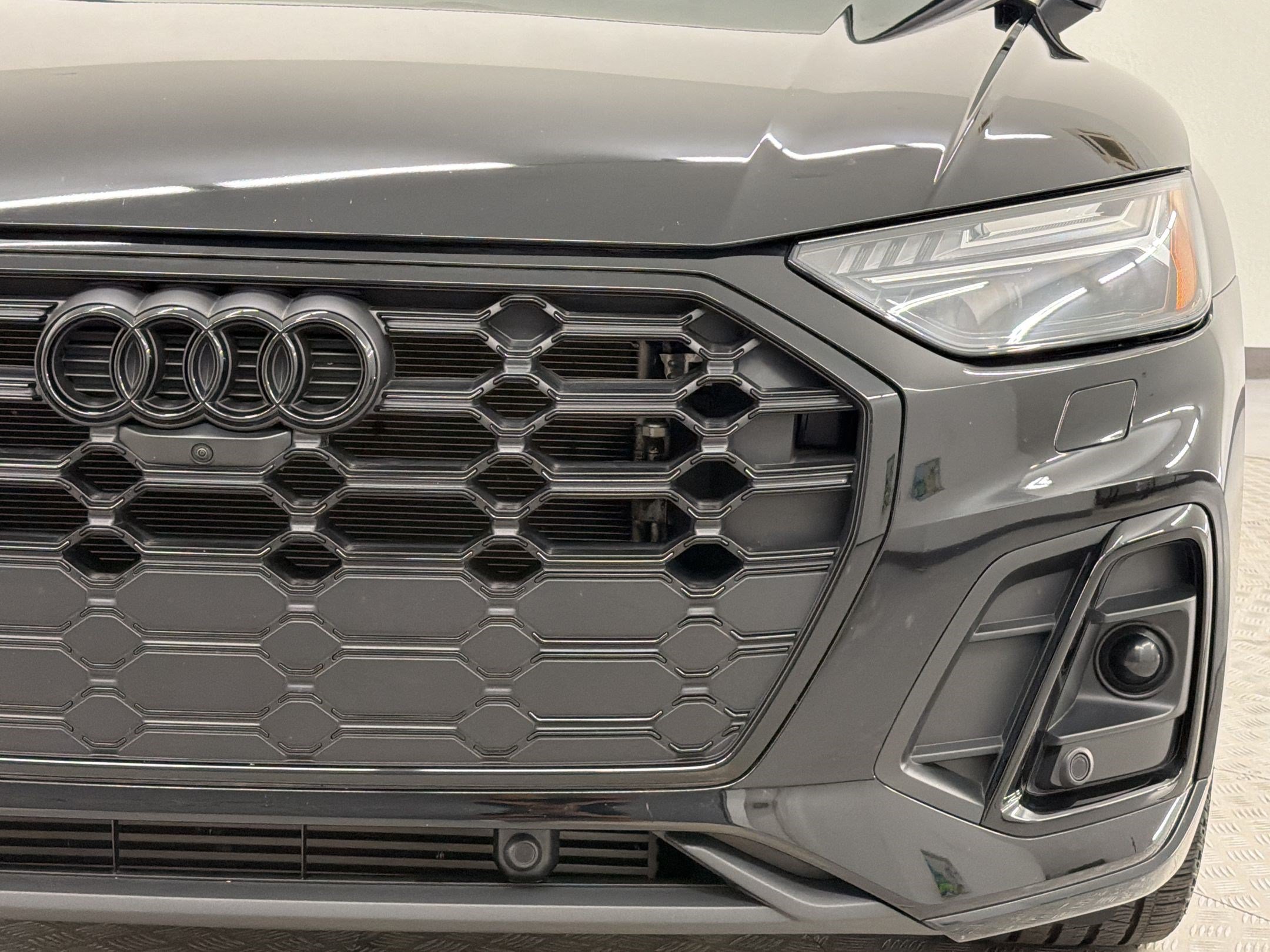 Certified 2024 Audi SQ5 Prestige AWD/4WD image 12