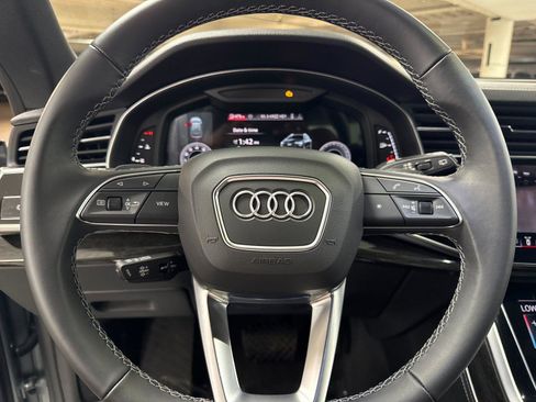 Used 2025 Audi Q8 Premium Plus w/ Premium Plus Package AWD/4WD image 24