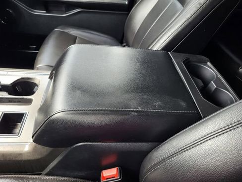 Used 2021 Ford Expedition XLT RWD image 12