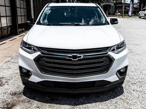 Used 2019 Chevrolet Traverse Premier w/ Redline Edition FWD image 3