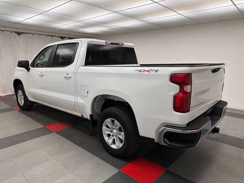 Used 2025 Chevrolet Silverado 1500 LT image 4