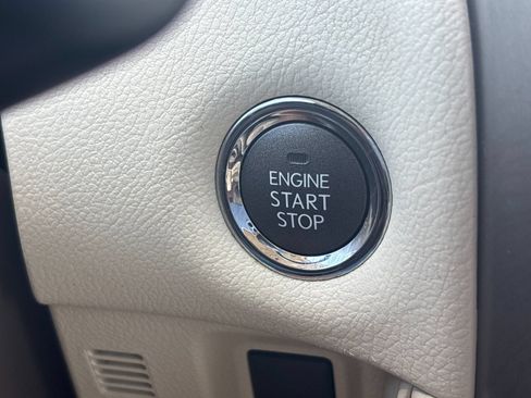 Used 2019 Lexus GX 460 Premium w/ Premium Package AWD/4WD image 24