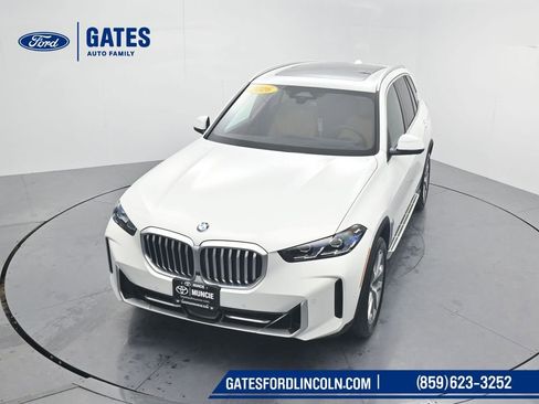 Used 2026 BMW X5 xDrive40i AWD/4WD image 64