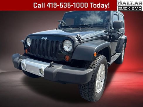 Used 2009 Jeep Wrangler Sahara AWD/4WD image 1